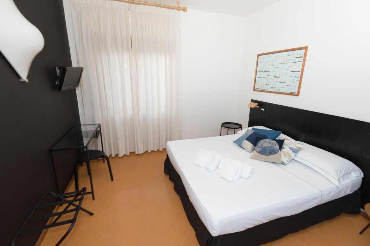 Mami Sabaudia Hotel Luaran gambar